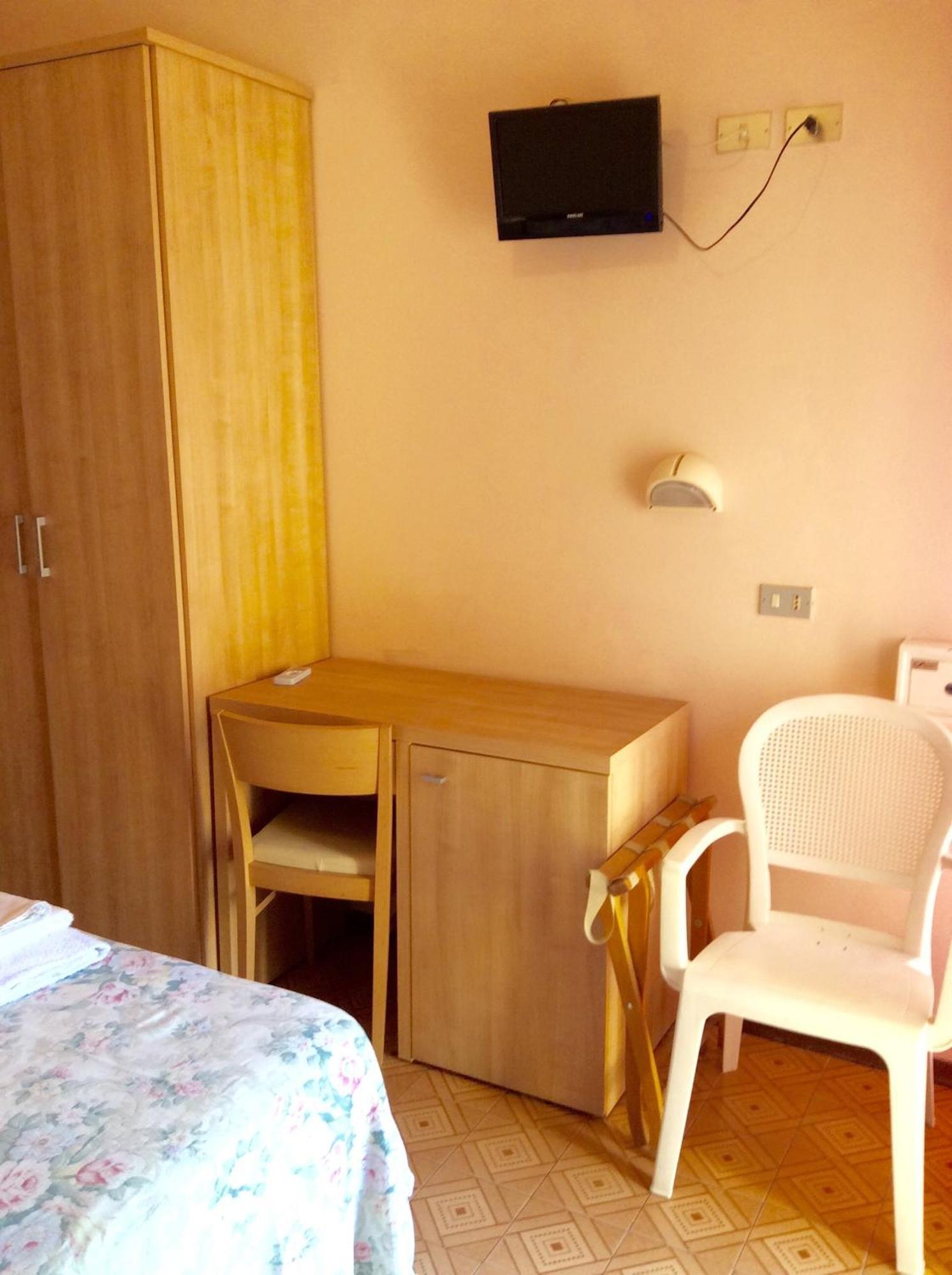 Hotel Settebello B&B تْشيزيناتيكو الغرفة الصورة