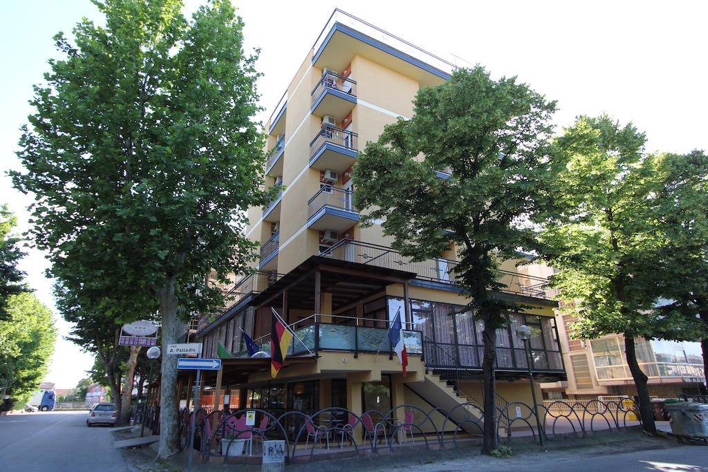 Hotel Settebello B&B تْشيزيناتيكو المظهر الخارجي الصورة