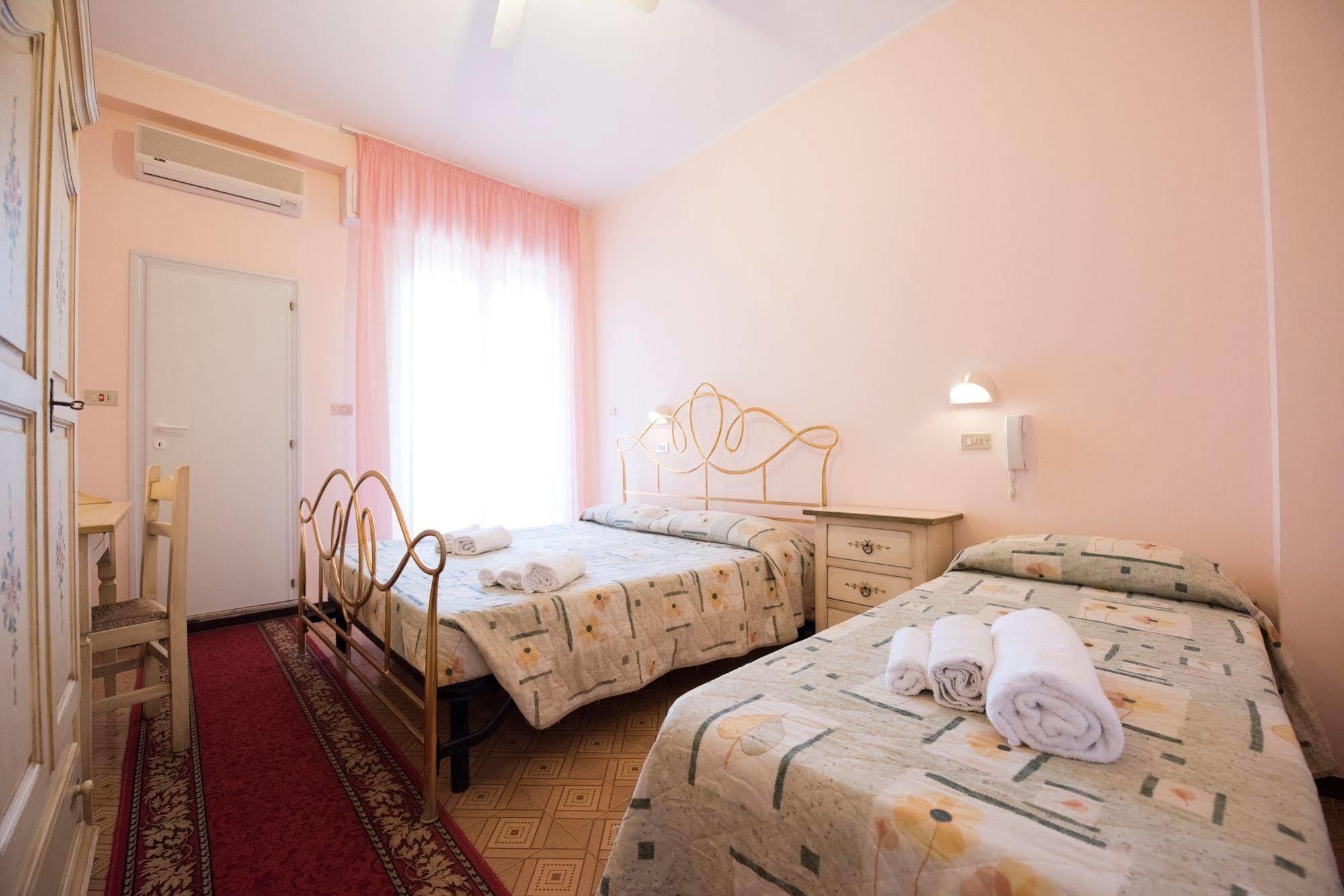 Hotel Settebello B&B تْشيزيناتيكو المظهر الخارجي الصورة