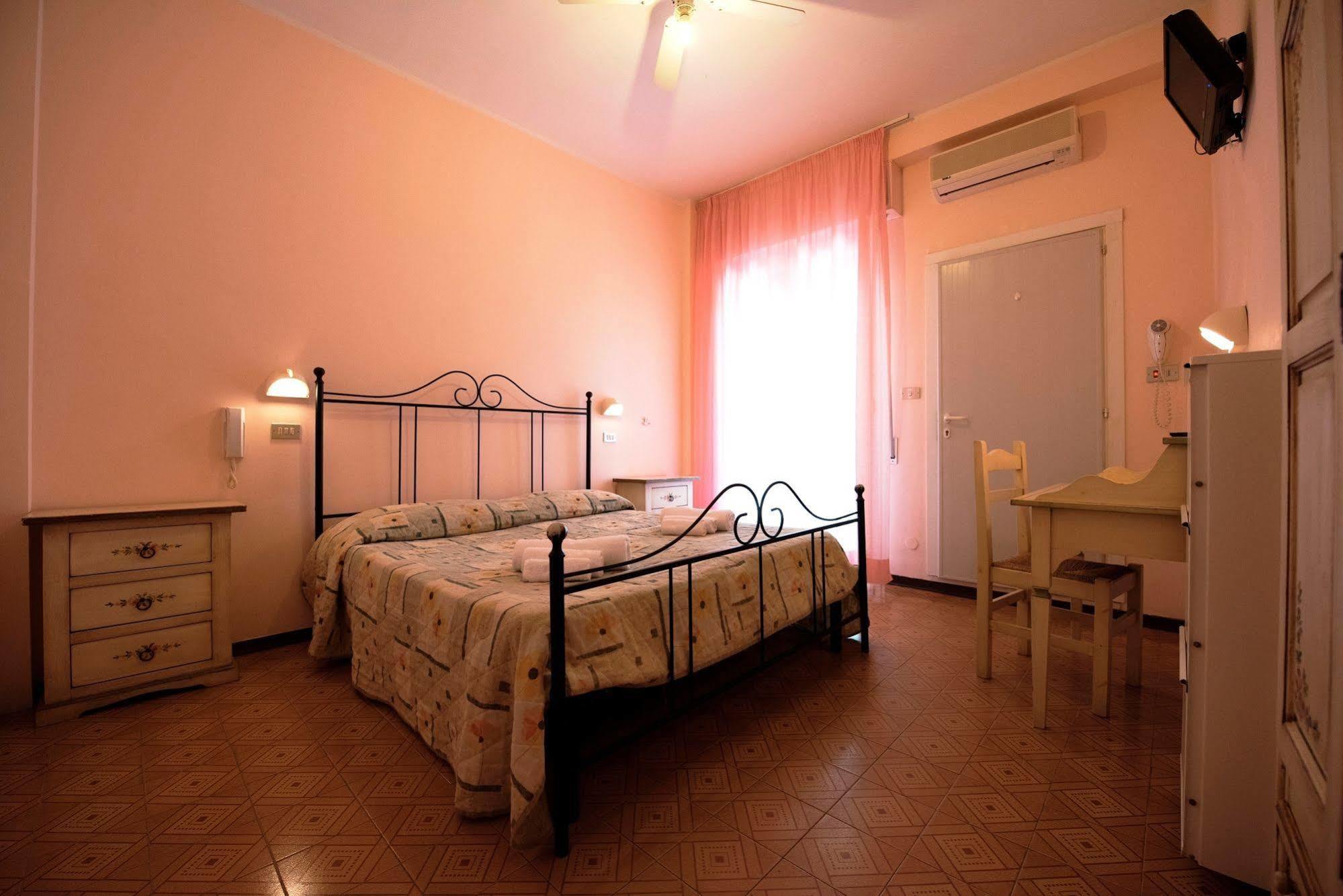 Hotel Settebello B&B تْشيزيناتيكو المظهر الخارجي الصورة