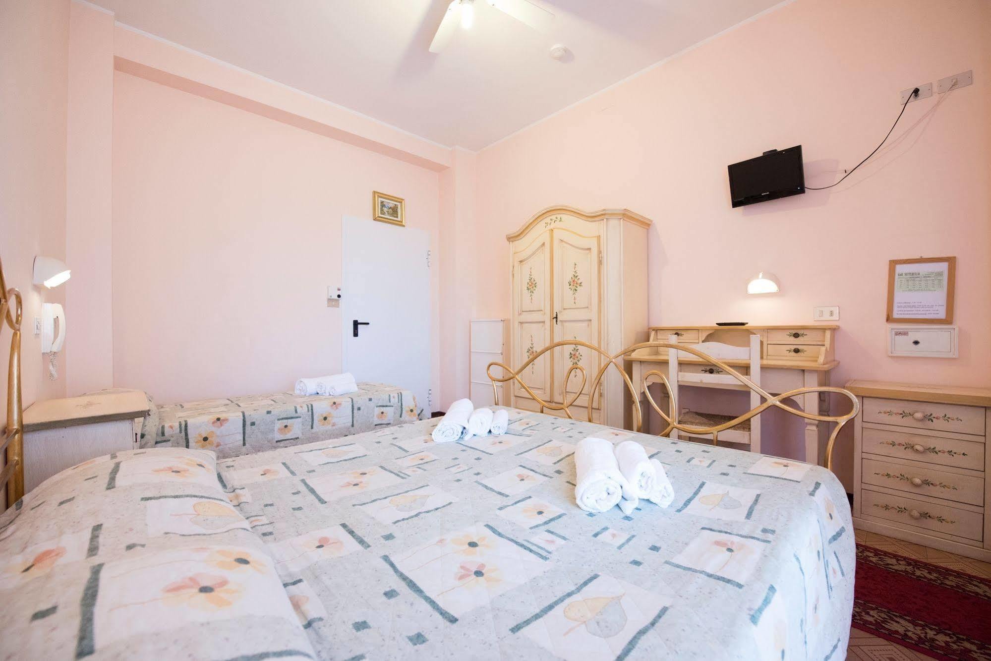 Hotel Settebello B&B تْشيزيناتيكو المظهر الخارجي الصورة